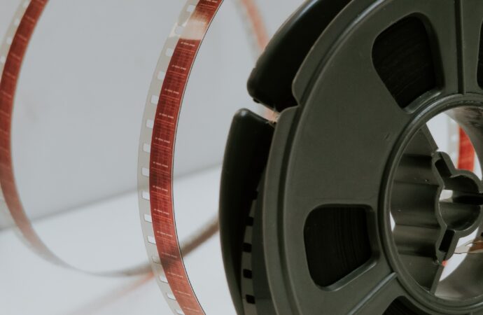 The Art of Cinematography: How HD Technology is Transforming the Way We Create and Watch Movies